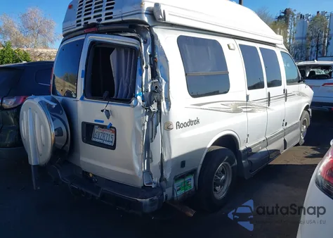 2010 Chevrolet Express 2500 Work Van z USA, uszkodzony, nr VIN 1GCZGFBA0A1165182